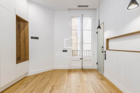 Apartment à vendre à Barcelona, Espagne, 4 chambres, 140 m2 No. 150216 - photo 13