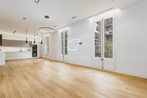 Apartment à Barcelona, Espagne 4 chambres, 140 m2 No. 150216