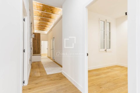 Apartment à vendre à Barcelona, Espagne, 4 chambres, 140 m2 No. 150216 - photo 11