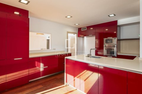 Dzīvoklis pārdošanā Barcelona, Spānijā 4 istabas, 173 m2 Nr. 150221 - attēls 20