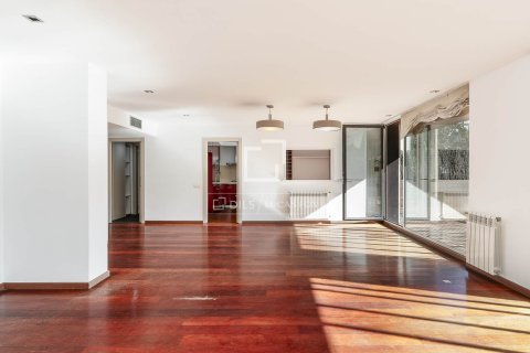 Dzīvoklis pārdošanā Barcelona, Spānijā 4 istabas, 173 m2 Nr. 150221 - attēls 9