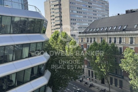 Appartamento in vendita a Madrid, Spagna 3 camere da letto, 164 mq. N° 158385 - foto 16