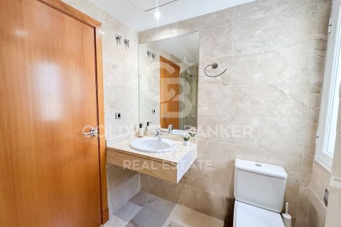 Продажа квартиры в Эстепона, Малага, Испания 2 спальни, 213м2 №158386 - фото 15