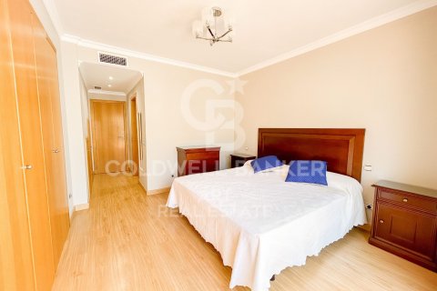 Продажа квартиры в Эстепона, Малага, Испания 2 спальни, 213м2 №158386 - фото 16