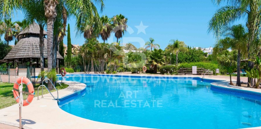 Wohnung in Estepona, Malaga, Spanien 2 Schlafzimmer, 213 m2 Nr. 158386