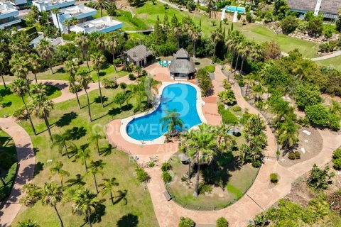 Продажа квартиры в Эстепона, Малага, Испания 2 спальни, 213м2 №158386 - фото 24