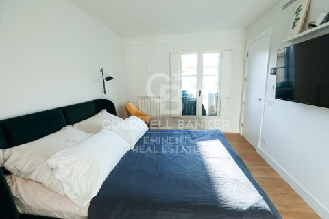 Продажа квартиры в Барселона, Испания 2 спальни, 114м2 №158387 - фото 24