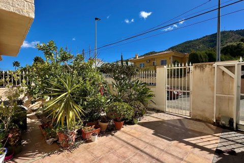 House for sale in L'Alfàs del Pi, Alicante, Spain 4 bedrooms, 308 sq.m. No. 165328 - photo 17