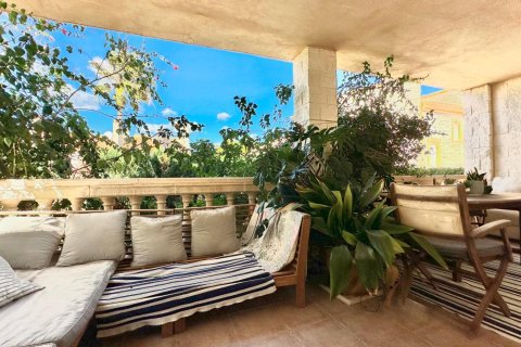 House for sale in L'Alfàs del Pi, Alicante, Spain 4 bedrooms, 308 sq.m. No. 165328 - photo 2