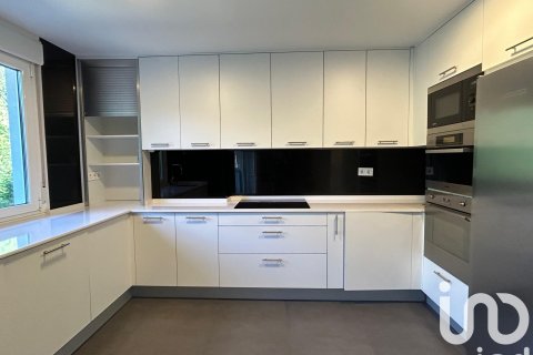 Lägenhet till salu i Sariegos, Leon, Spanien 4 sovrum, 261 kvm. Nr. 153019 - foto 7