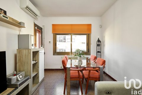 Lägenhet till salu i Barcelona, Spanien 3 sovrum, 67 kvm. Nr. 153021 - foto 12