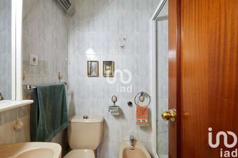 Lägenhet till salu i Barcelona, Spanien 3 sovrum, 67 kvm. Nr. 153021 - foto 15