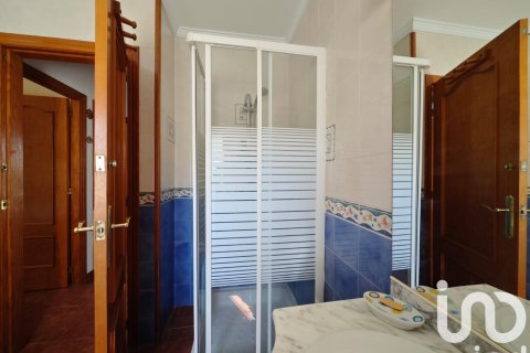 Продажа дома в Мон-Риг-дель-Камп, Таррагона, Испания 5 спален, 295м2 №153022 - фото 21