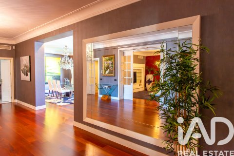 Lägenhet till salu i Madrid, Spanien 4 sovrum, 395 kvm. Nr. 153020 - foto 5