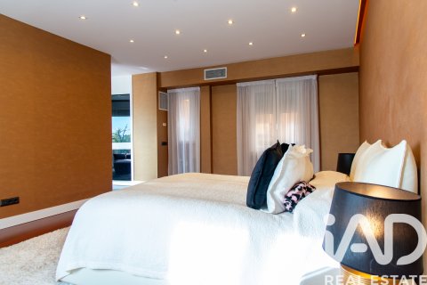 Lägenhet till salu i Madrid, Spanien 4 sovrum, 395 kvm. Nr. 153020 - foto 18