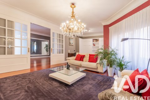 Lägenhet till salu i Madrid, Spanien 4 sovrum, 395 kvm. Nr. 153020 - foto 10