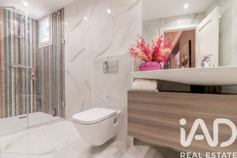 Lägenhet till salu i Madrid, Spanien 4 sovrum, 395 kvm. Nr. 153020 - foto 13