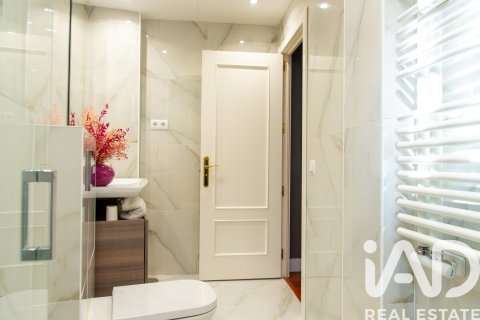 Lägenhet till salu i Madrid, Spanien 4 sovrum, 395 kvm. Nr. 153020 - foto 14