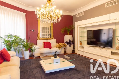 Lägenhet till salu i Madrid, Spanien 4 sovrum, 395 kvm. Nr. 153020 - foto 11