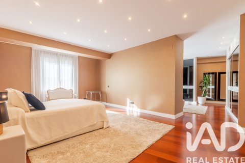 Lägenhet till salu i Madrid, Spanien 4 sovrum, 395 kvm. Nr. 153020 - foto 16