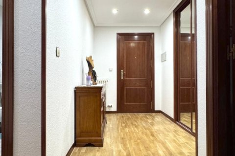 Dzīvoklis pārdošanā Leon, Spānijā 3 istabas, 136 m2 Nr. 153023 - attēls 2