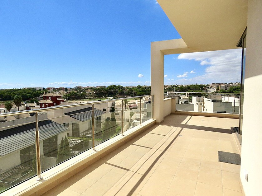 Penthouse in Los Dolses, Alicante, Spain 3 bedrooms, 100 sq.m. No. 103473