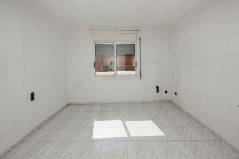 Wohnung zum Verkauf in Terrassa, Barcelona, Spanien 3 Schlafzimmer, 84 m2 Nr. 191373 - Foto 6
