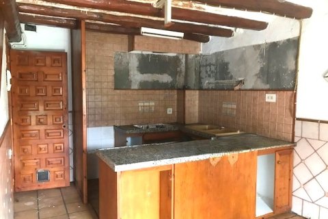 Talo myytävänä Suria, Barcelona, Espanja, 3 makuuhuonetta, 203 m2 No. 191368 - kuva 1