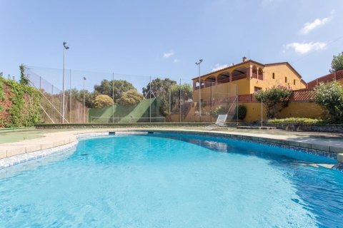 Сasa en venta en Dosrius, Barcelona, España 6 dormitorios, No. 140959 - foto 2