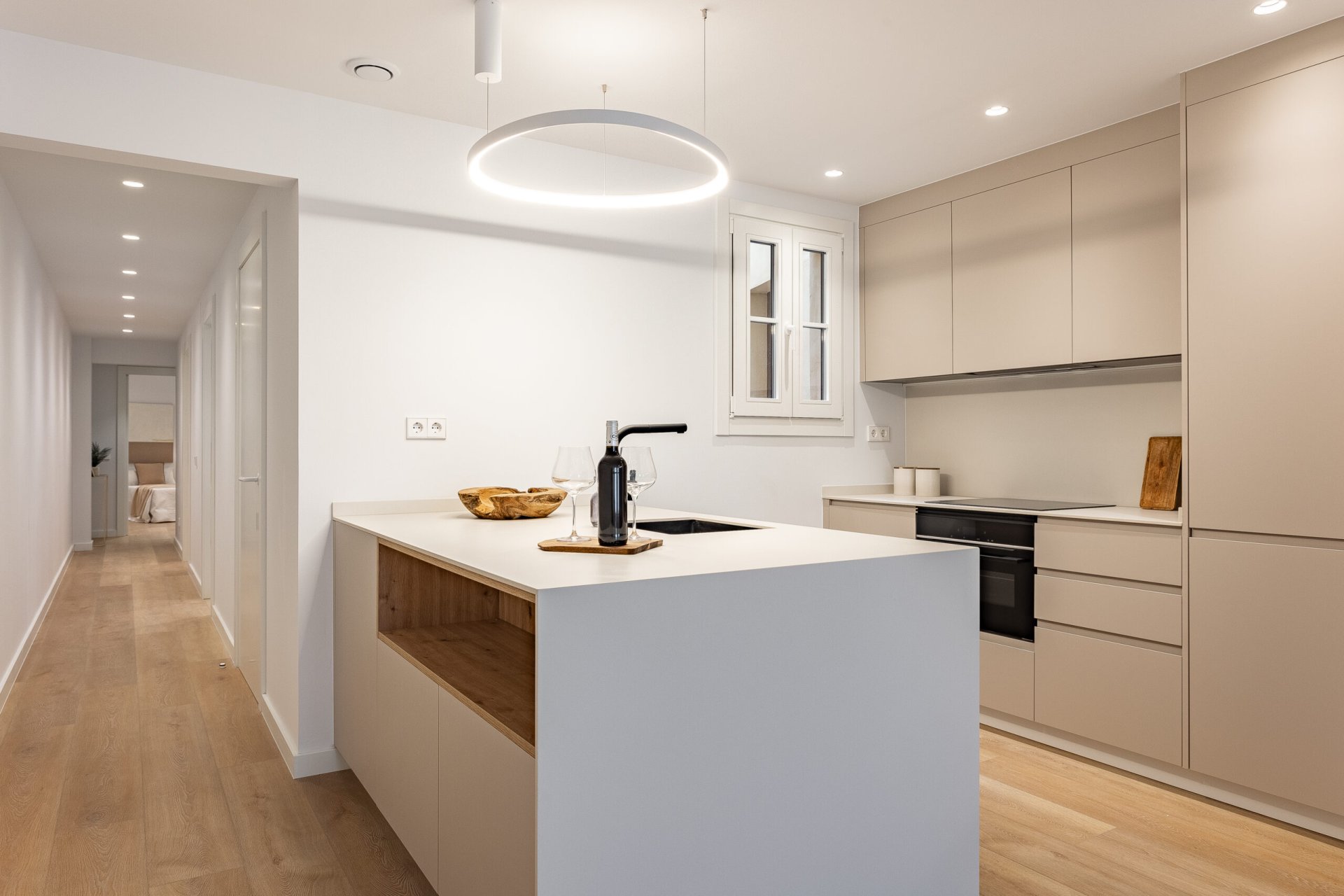 Apartament w Barcelona, Hiszpania 3 sypialnie,  nr 140960
