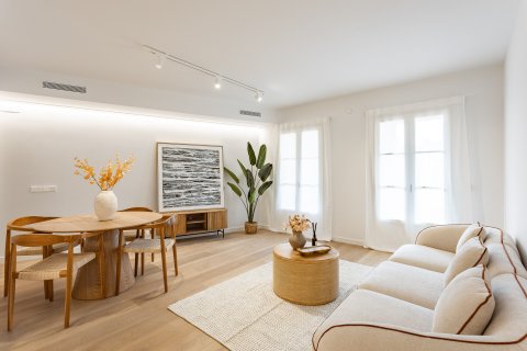 Apartment à vendre à Barcelona, Espagne, 3 chambres, No. 140960 - photo 14