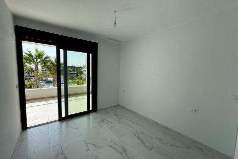 Apartment à vendre La Zenia, Alicante, Espagne, 3 chambres, 120 m2 No. 119180 - photo 7