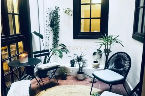 Apartment for sale in Barcelona, Spain 3 bedrooms, 147 sq.m. No. 167012 - photo 30
