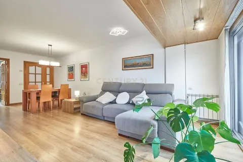 Dzīvoklis pārdošanā Manresa, Barcelona, Spānijā 4 istabas, 109 m2 Nr. 167014 - attēls 6
