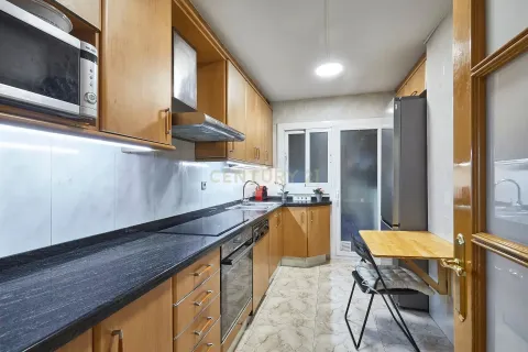 Dzīvoklis pārdošanā Manresa, Barcelona, Spānijā 4 istabas, 109 m2 Nr. 167014 - attēls 14