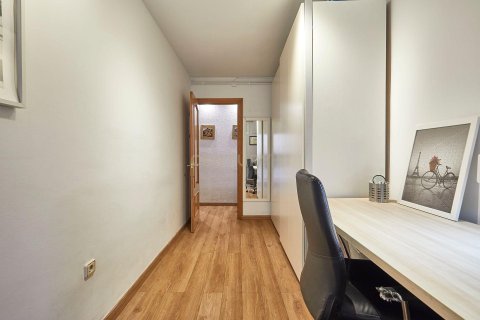 Dzīvoklis pārdošanā Manresa, Barcelona, Spānijā 4 istabas, 109 m2 Nr. 167014 - attēls 22