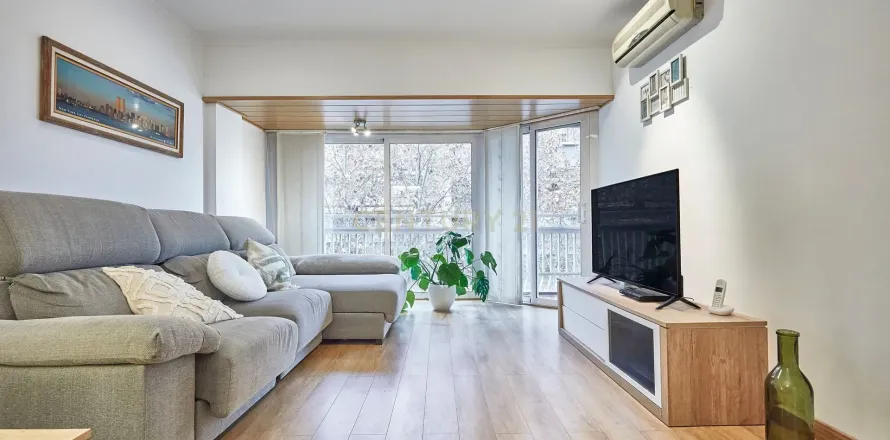 Dzīvoklis Manresa, Barcelona, Spānijā 4 istabas, 109 m2 Nr. 167014