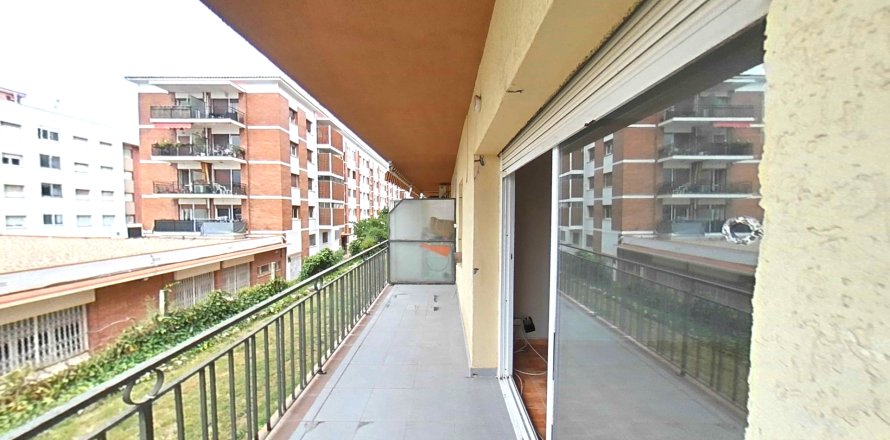 Appartamento a Sitges, Barcelona, Spagna 3 camere da letto, 69 mq. N° 167009