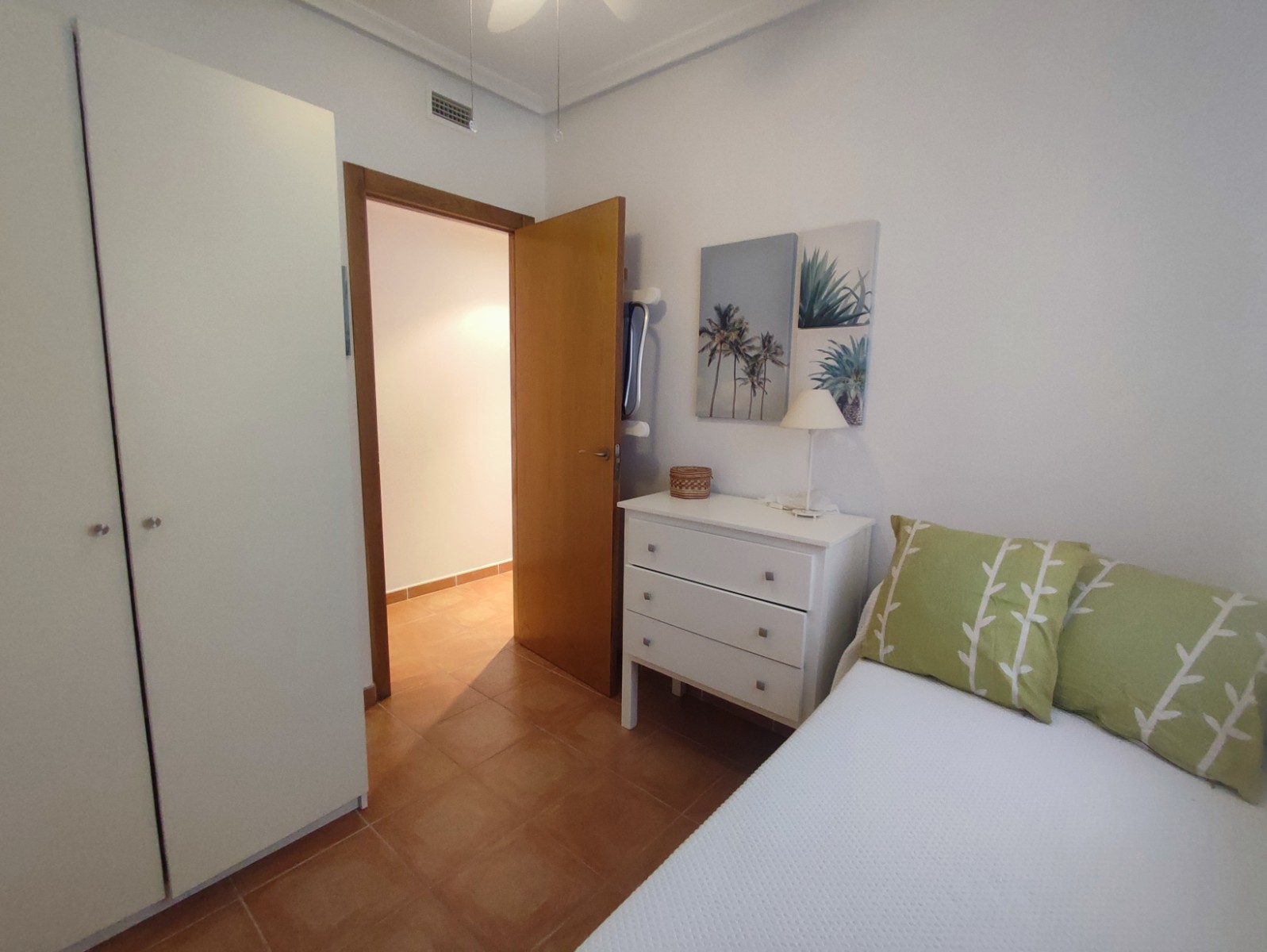 Квартира в Гуардамар-дель-Сегура, Аликанте, Испания 3 спальни, 75м2 №80240