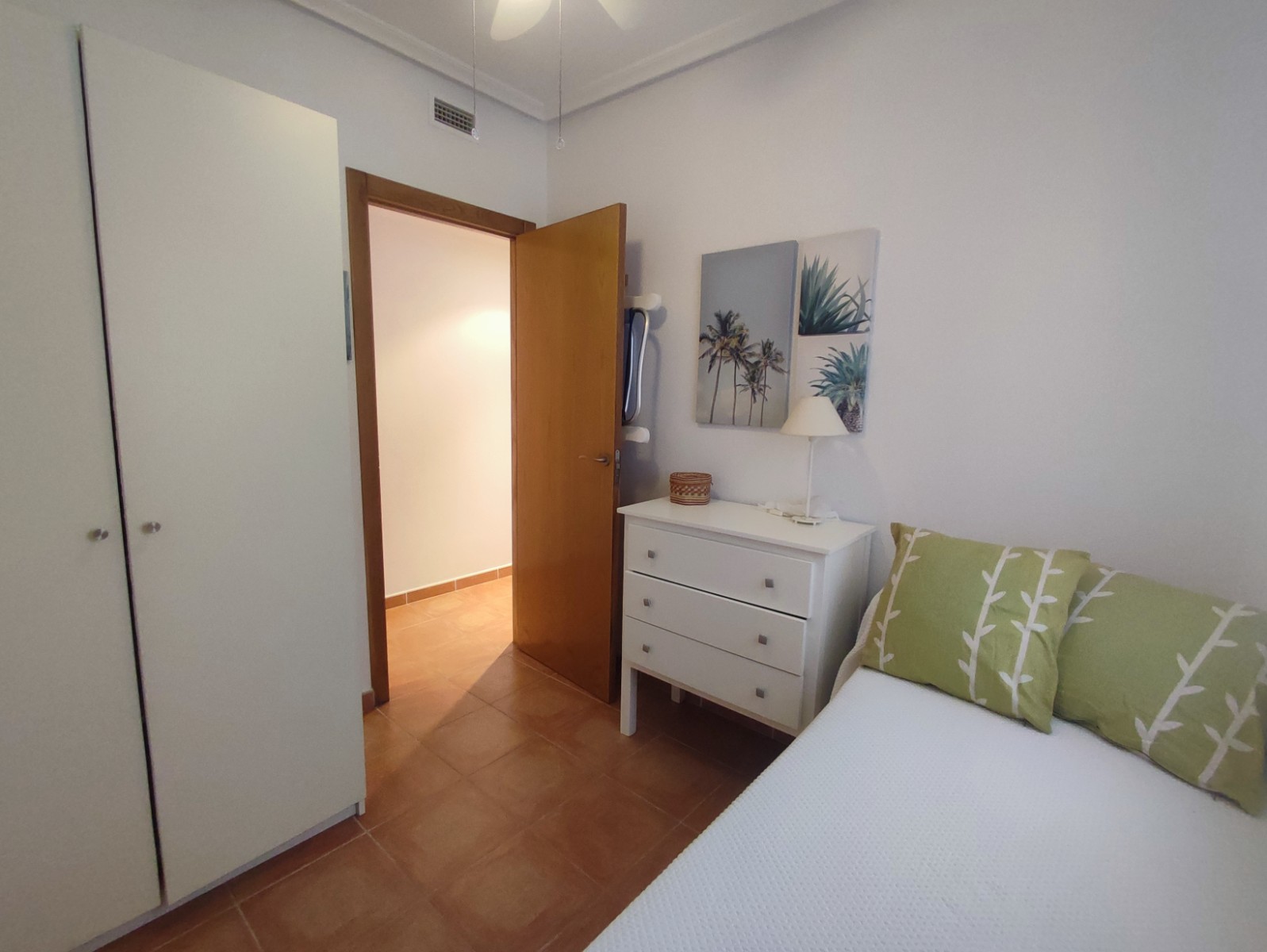 Квартира в Гуардамар-дель-Сегура, Аликанте, Испания 3 спальни, 75м2 №80240