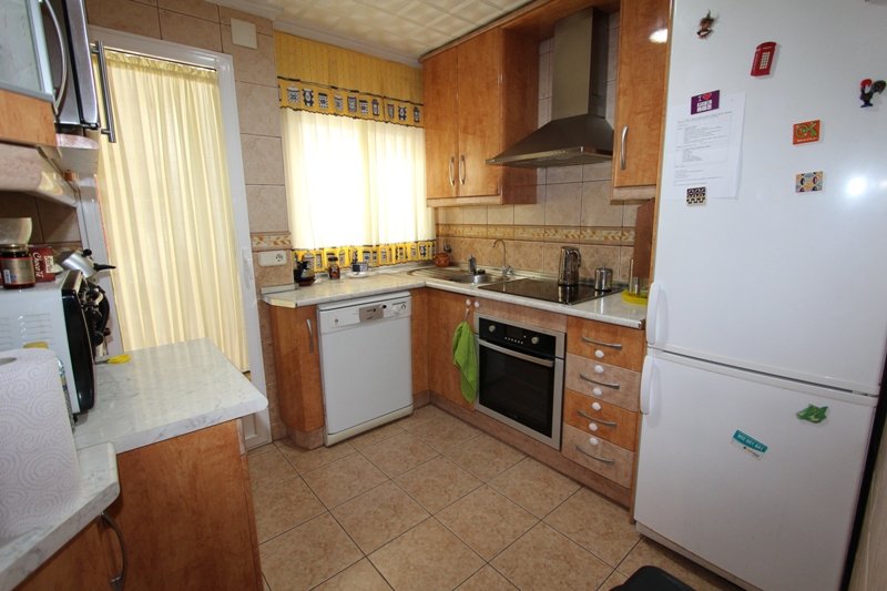 Квартира в Гуардамар-дель-Сегура, Аликанте, Испания 4 спальни, 110м2 №80239