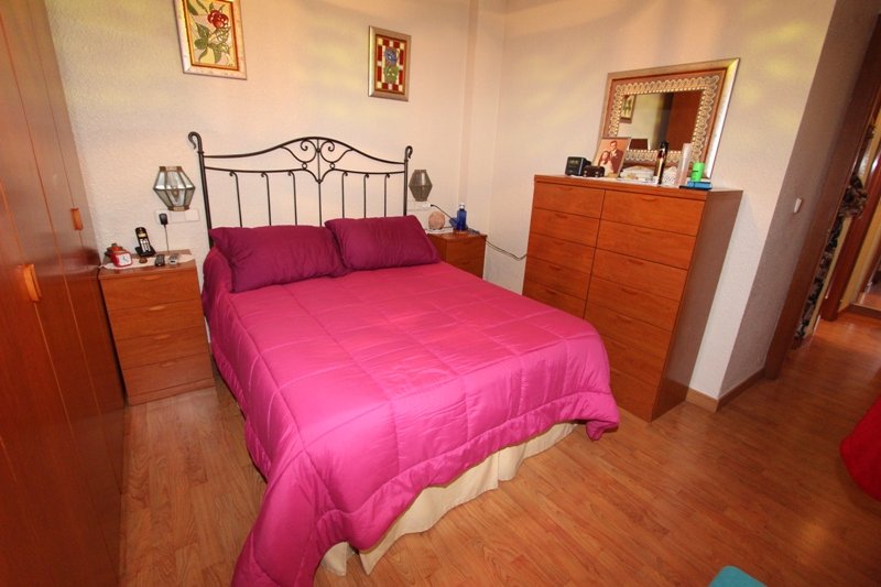 Квартира в Гуардамар-дель-Сегура, Аликанте, Испания 4 спальни, 110м2 №80239