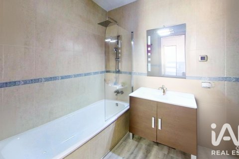 Penthouse w El Vendrell, Tarragona, Hiszpania 3 sypialnie, 141 mkw. nr 188012 – zdjęcie 21