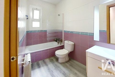 Penthouse w El Vendrell, Tarragona, Hiszpania 3 sypialnie, 141 mkw. nr 188012 – zdjęcie 20