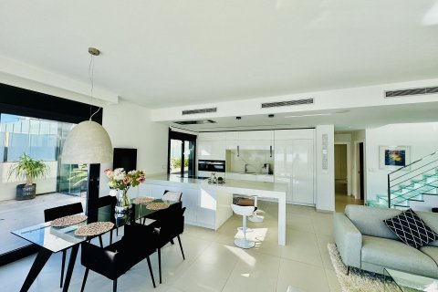 Villa en venta Alicante, España 3 dormitorios, 167 m2 No. 115310 - foto 2