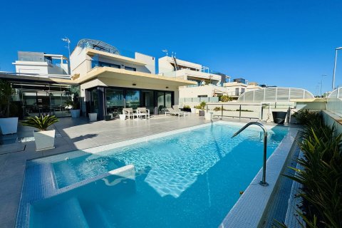 Villa en venta Alicante, España 3 dormitorios, 167 m2 No. 115310 - foto 1