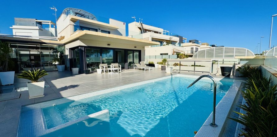 Villa Alicante, España 3 dormitorios, 167 m2 No. 115310