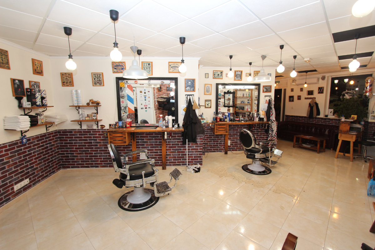 Propiedad comercial en Guardamar del Segura, Alicante, España 60 m2 No. 183879