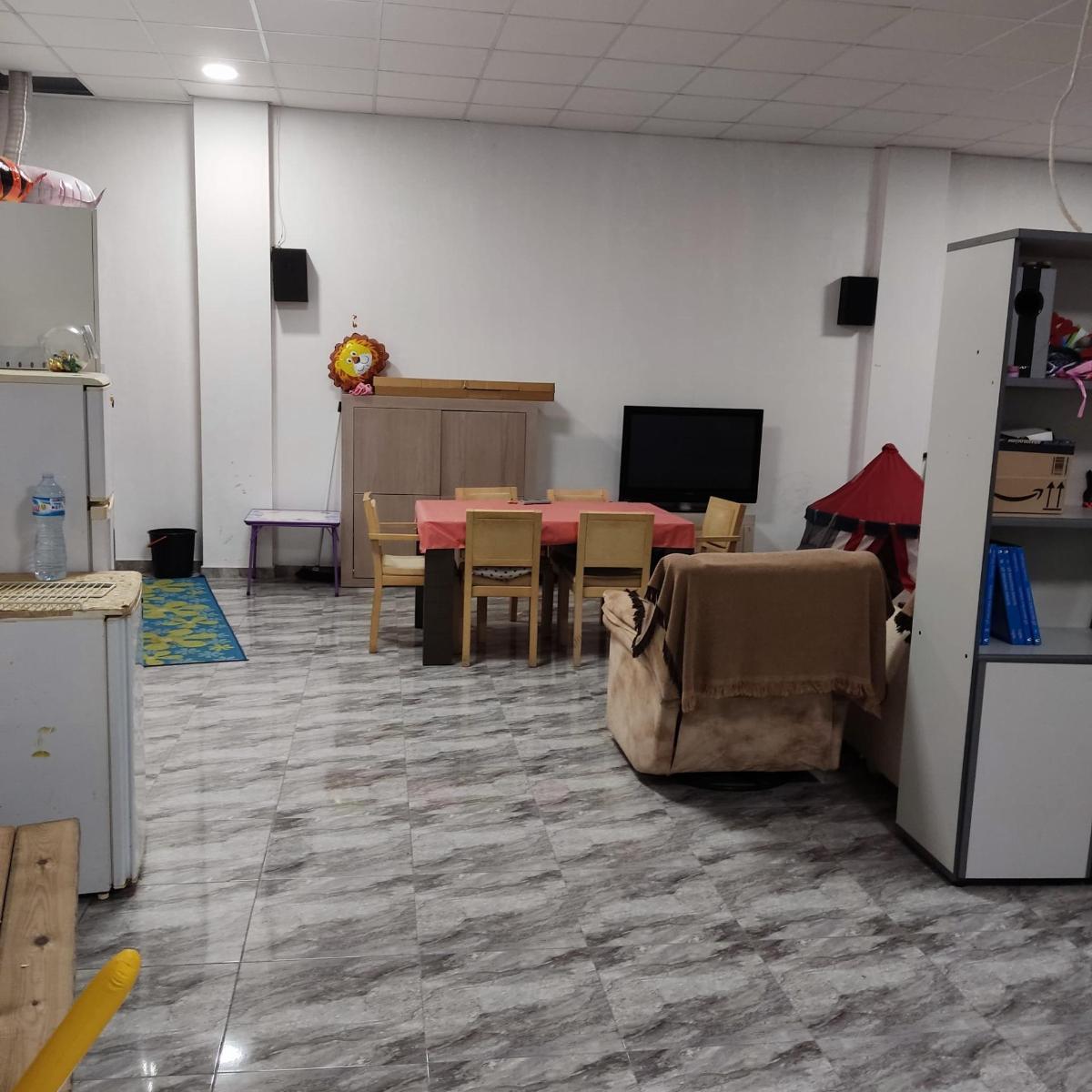 Propiedad comercial en Guardamar del Segura, Alicante, España 179 m2 No. 183880
