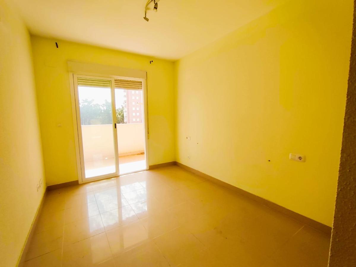 Appartamento a Guardamar del Segura, Alicante, Spagna 2 camere da letto, 80 mq. N° 183881
